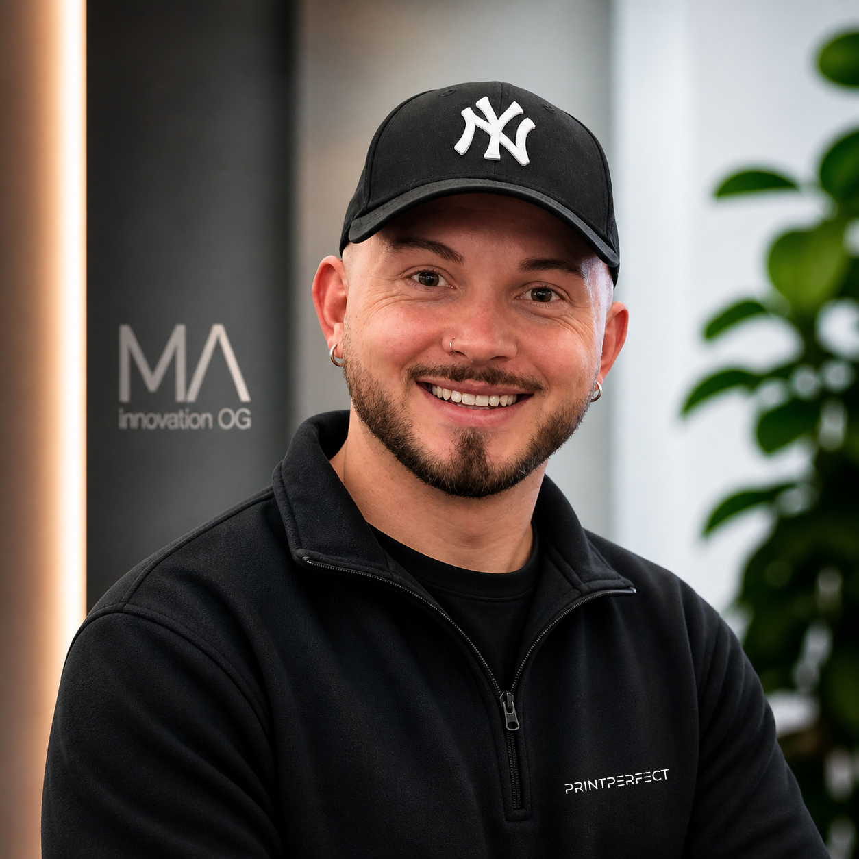 Alex – Marketing, Sales & Projektmanagement bei Printperfect